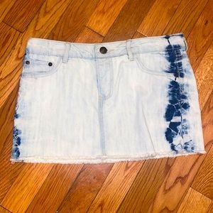 Denim skirt by forever‎ 21 size 25
